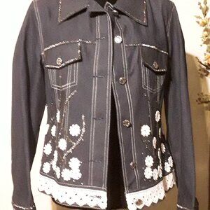 NEW Unique Women's 2 pc. Denim Set by Donna Vinci: Size 8